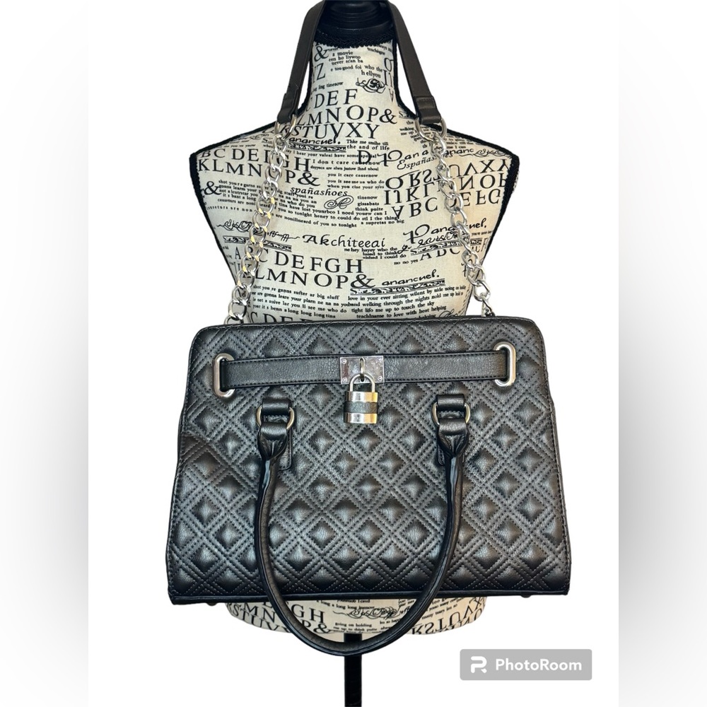 Charming Charlie handbag